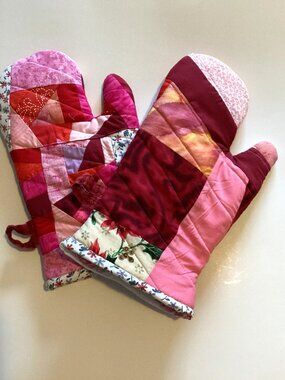 Handmade Scrappy Colorful Cotton Red Pink Oven Mitts Kitchen Linens Cooking